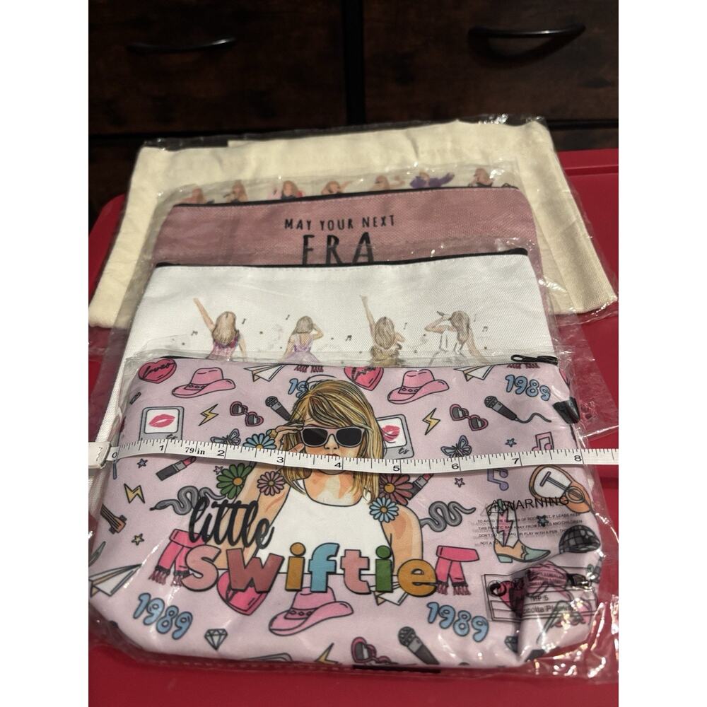 Lot Of 4 Taylor Swift Small Bags All New In Plastic - Picture 6 of 7